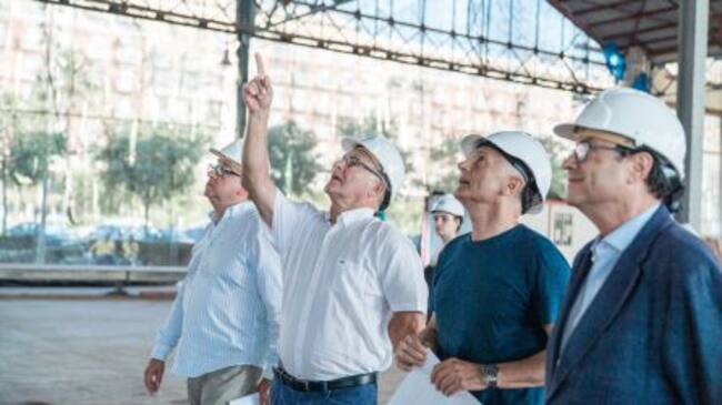 Visita a las obras en el Tinglado 2 de La Marina