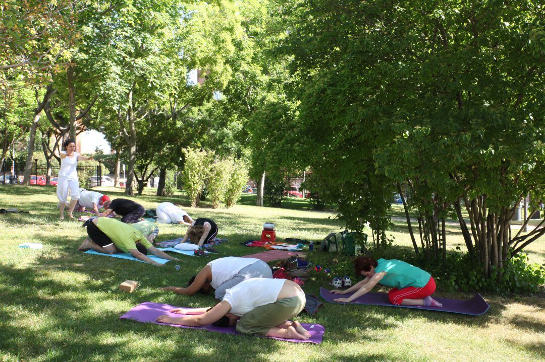 Muchas personas optan por seguir este programa para hacer deporte al aire libre.