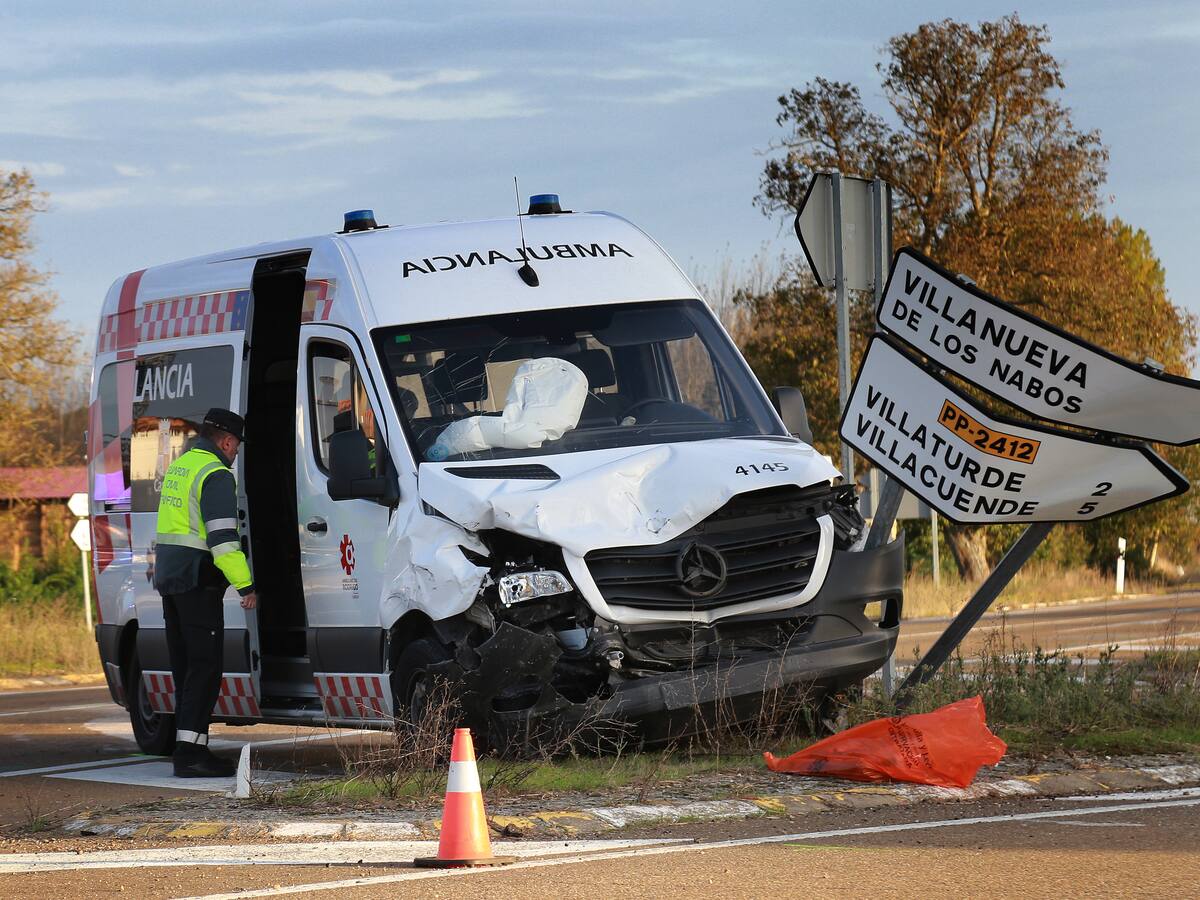 Fallece un paciente de diálisis tras sufrir un accidente la ambulancia en que era trasladado en Palencia