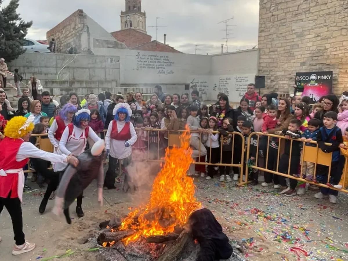 Casimiro y Casimira comienzan al Carnestoltes en Fraga