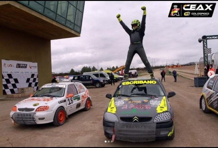 El piloto zamorano, celebrando el triunfo