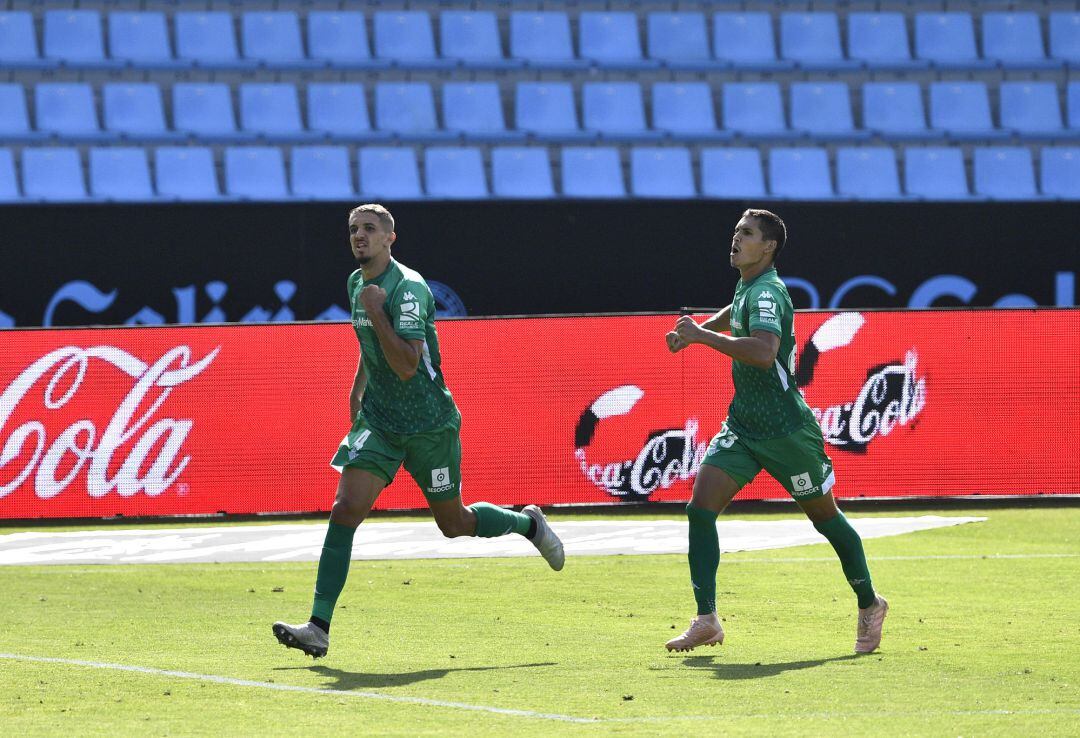 VIGO, SPAIN - JULY 04: Zou Feddal celebra el tanto del empate del Betis en Balaídos a doce minutos del final. Vigo, Spain. (Photo by Octavio Passos Getty Images)