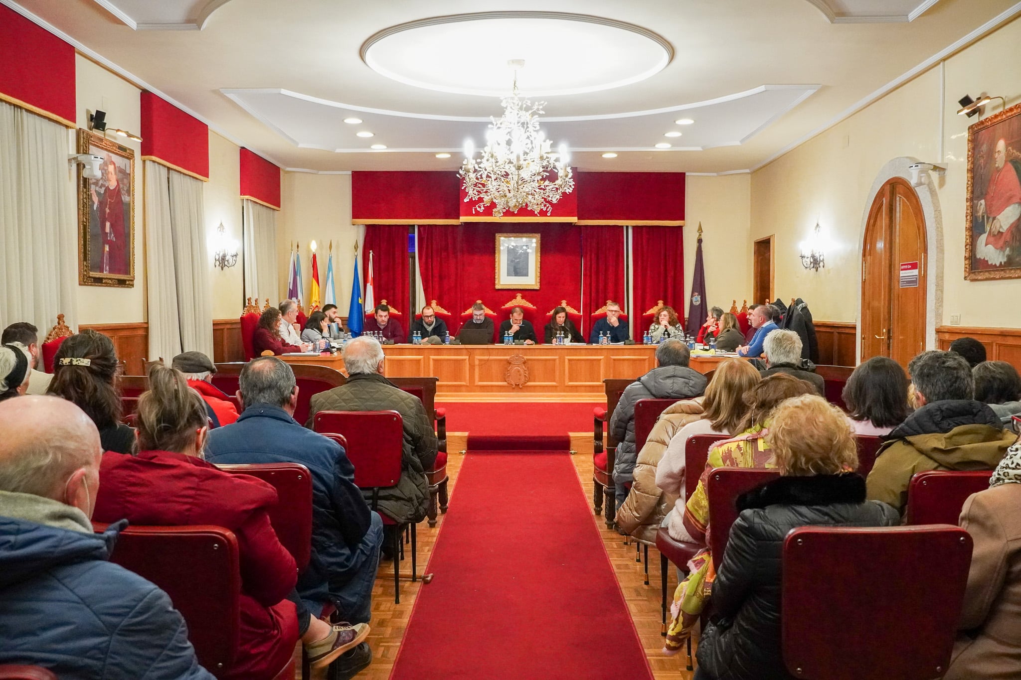 Pleno municipal celebrado en Tui