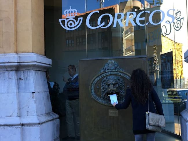 En ocho años correos ha reducido la plantilla en Palencia en 50 efectivos, según CCOO
