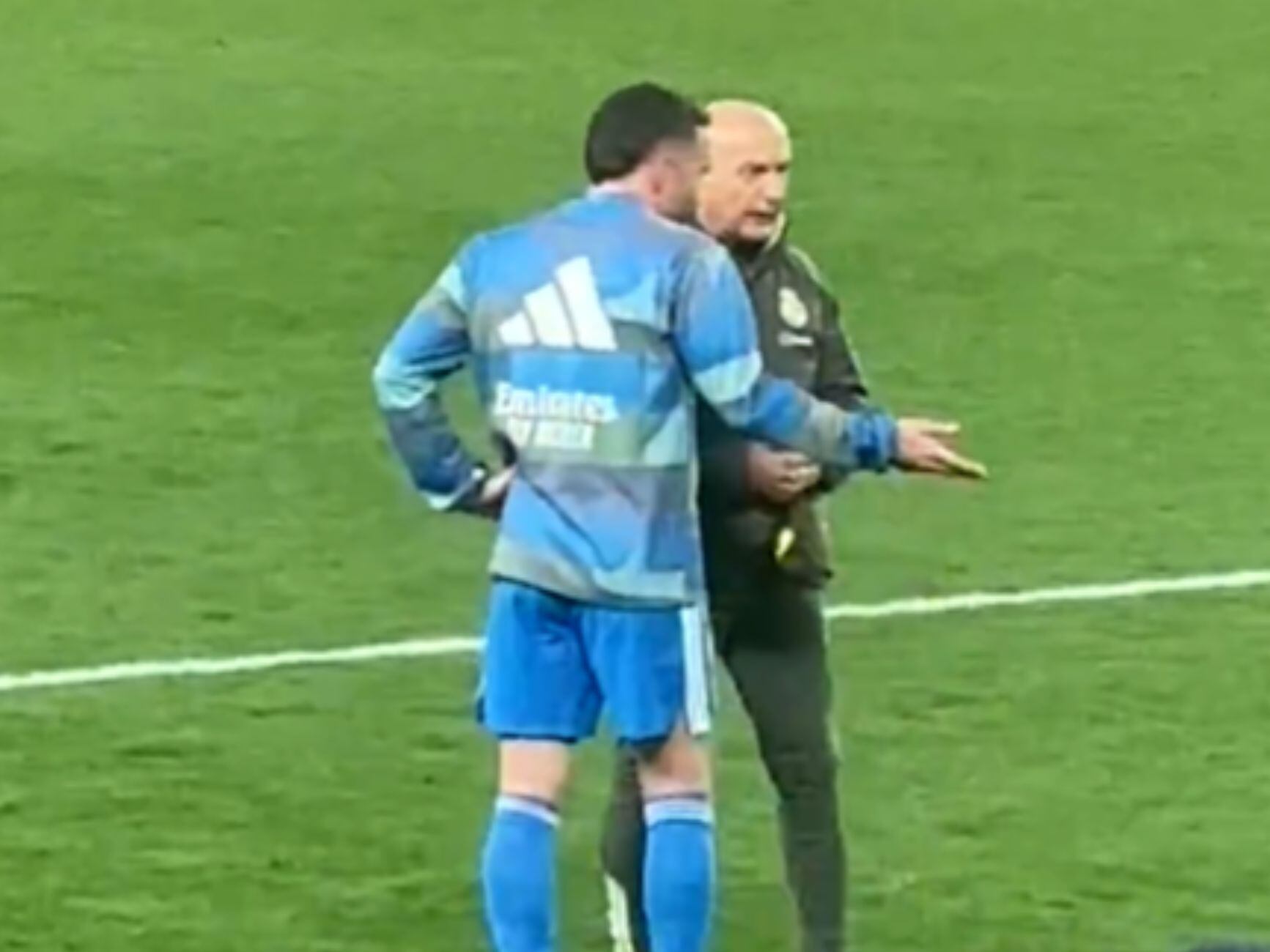 Dani Carvajal y Antonio Pintus, tras el Valencia-Real Madrid de LaLiga