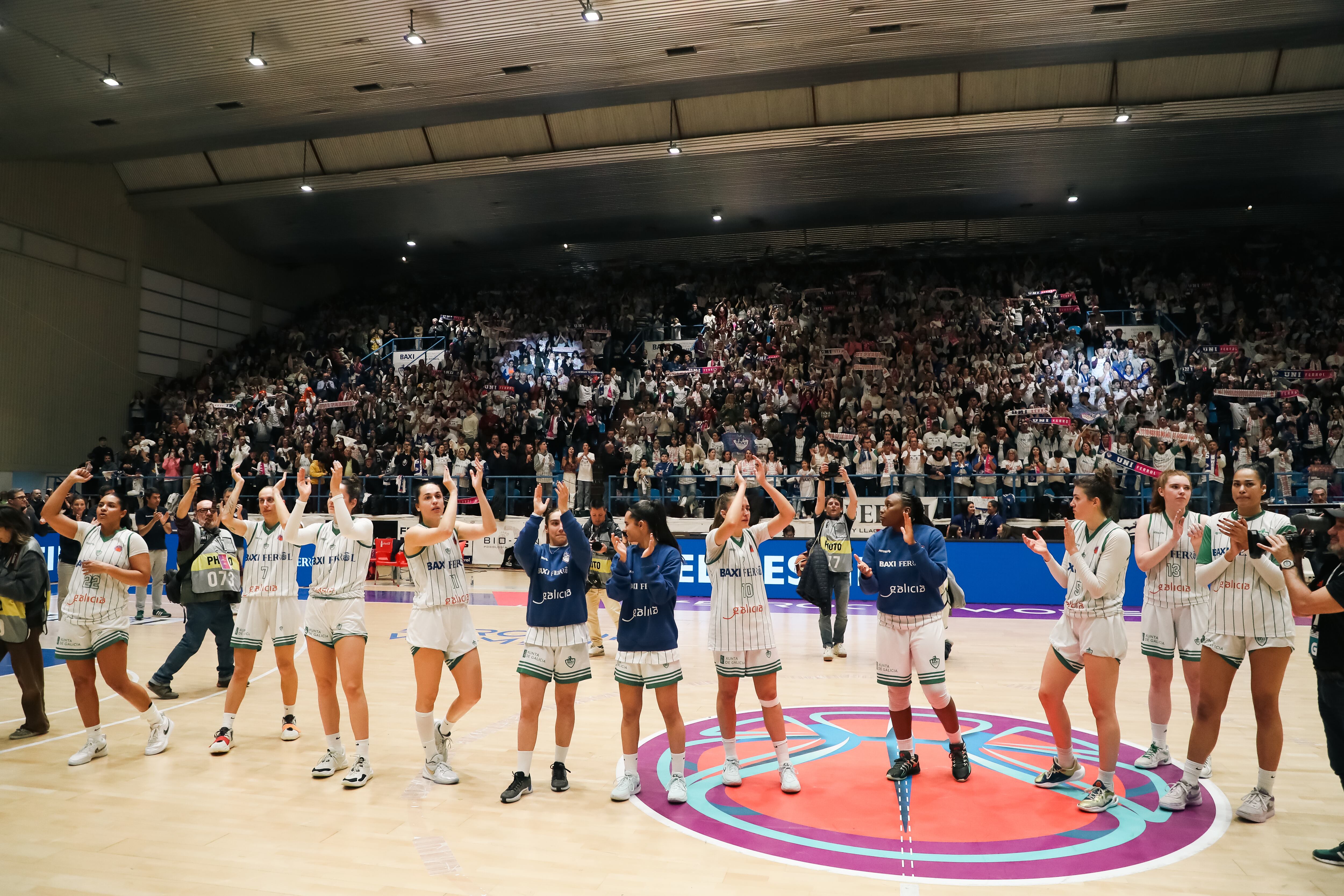 Imagen del Baxi-Villeneuve d´Ascq de la ida de la final de Eurocup en A Malata (foto: Mariño / Cadena SER)