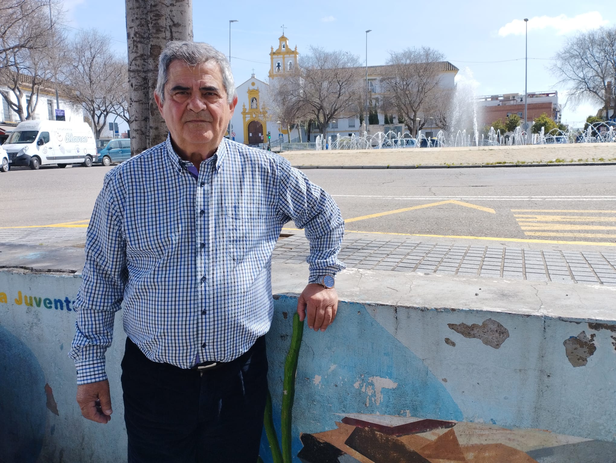 Juan Moreno Mata, en Los Romerillos. Junto a la plaza de Santa Teresa.