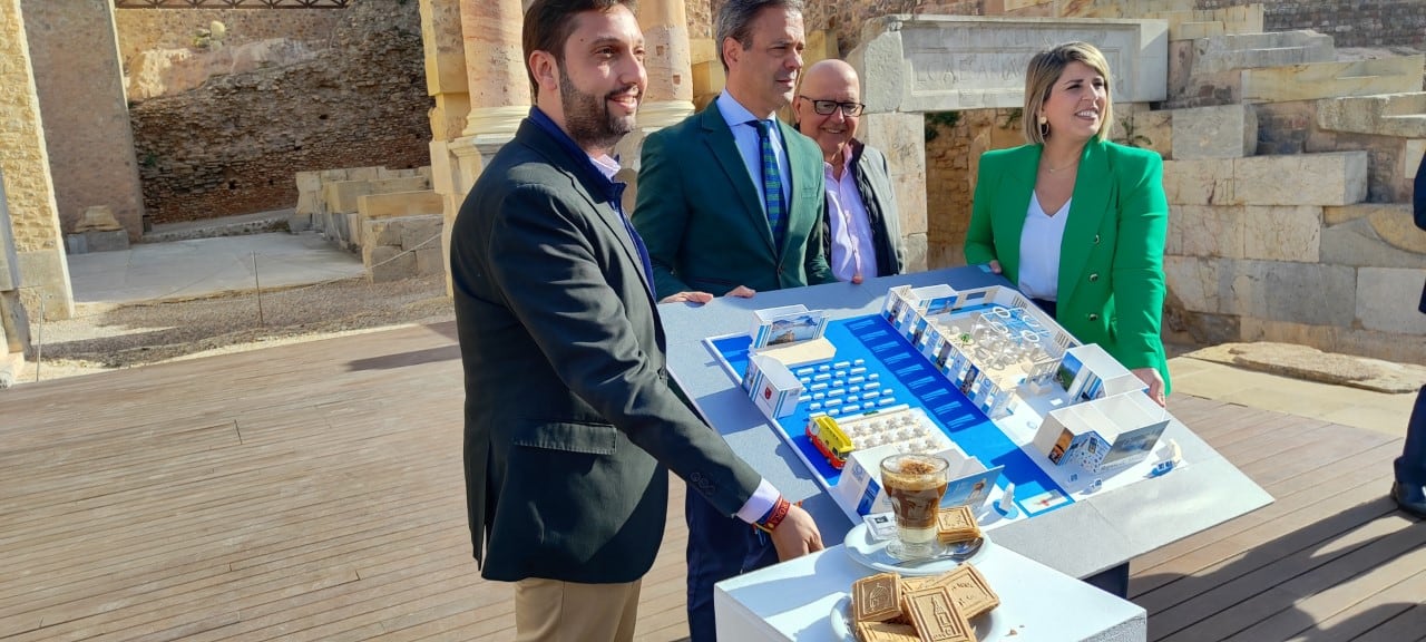 Presentación en el Teatro Romano de la programación de la Región en FITUR