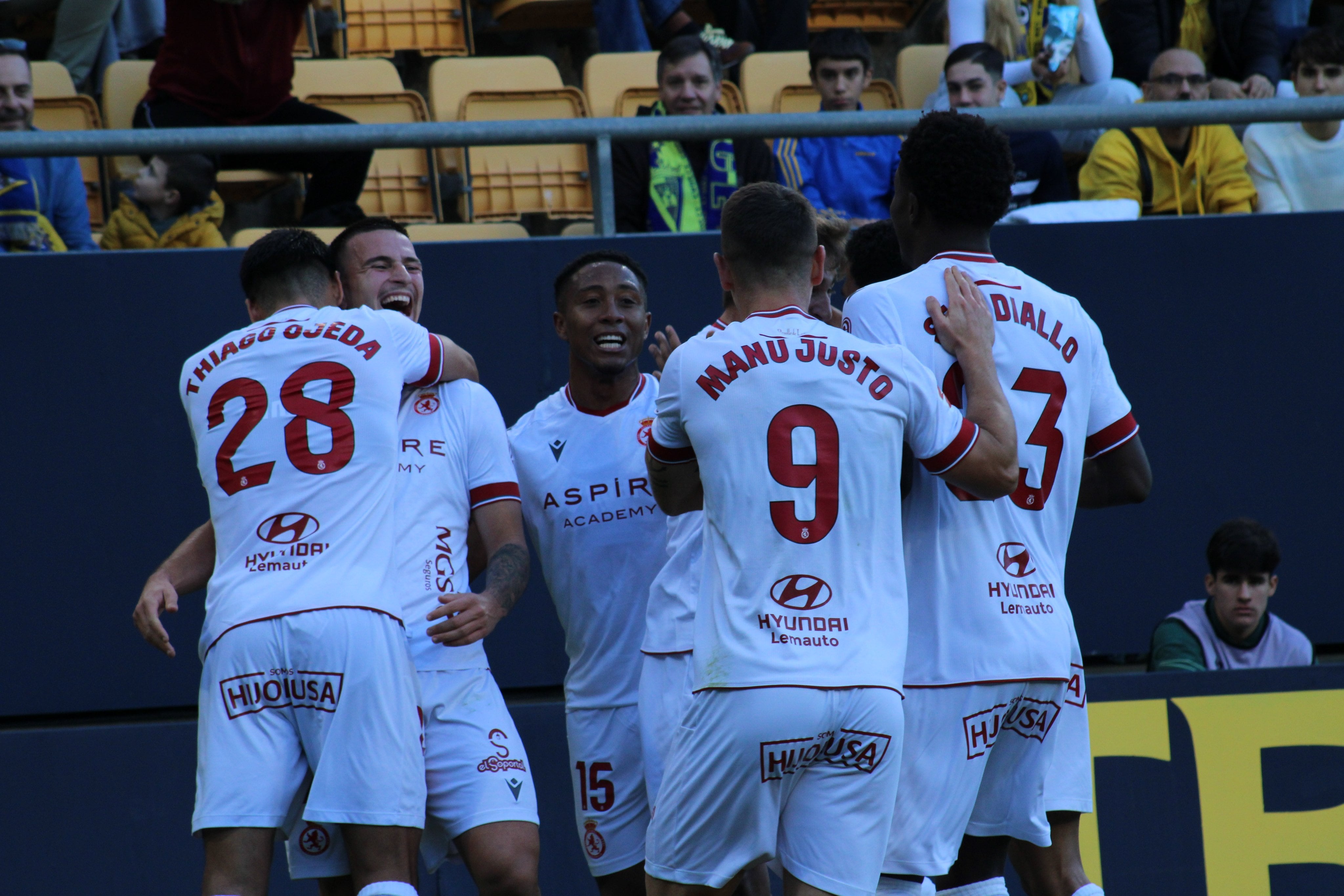 Thiago Ojeda vio la quinta amarilla.