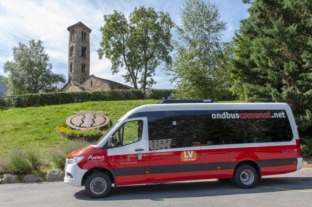 Un autobus comunal a Andorra la Vella.