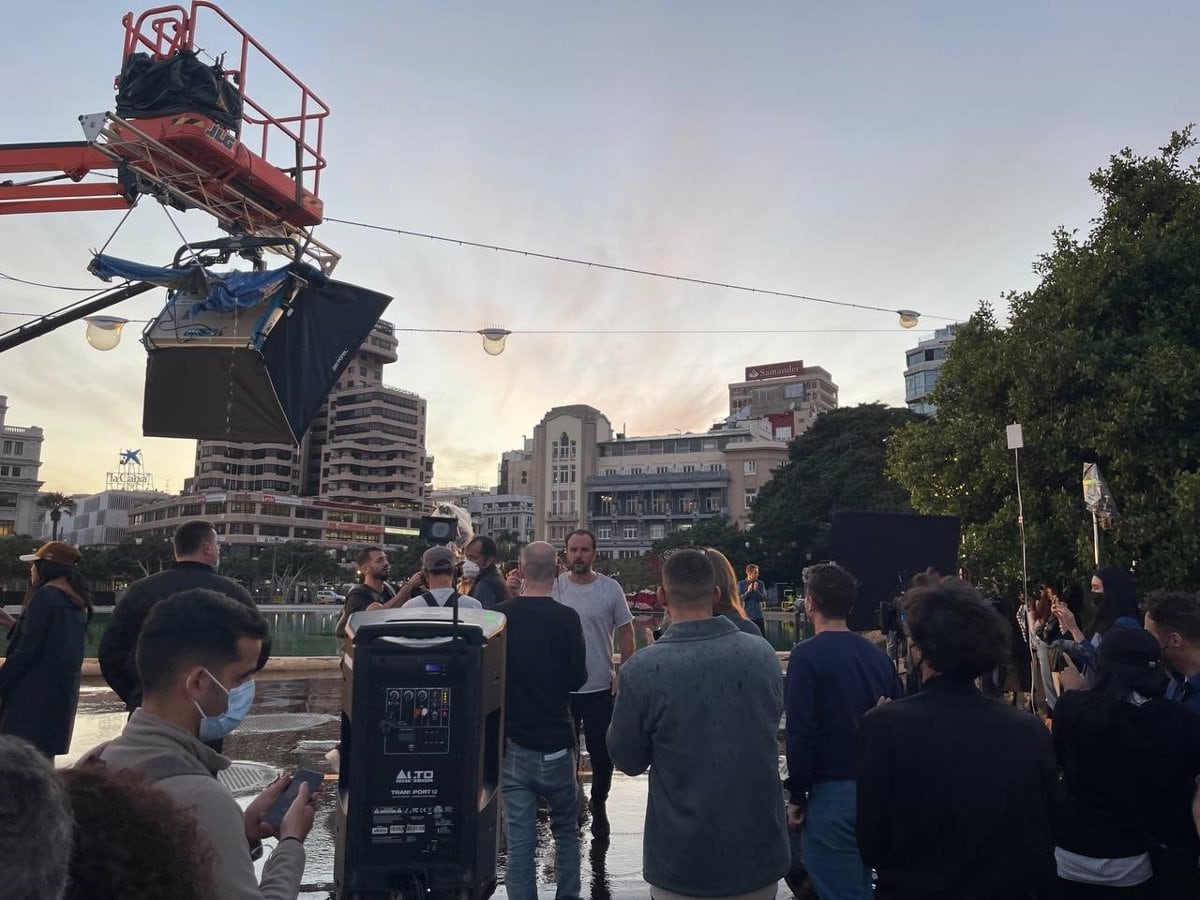 Rodaje en la Plaza España de Santa Cruz de Tenerife. EuropaPress