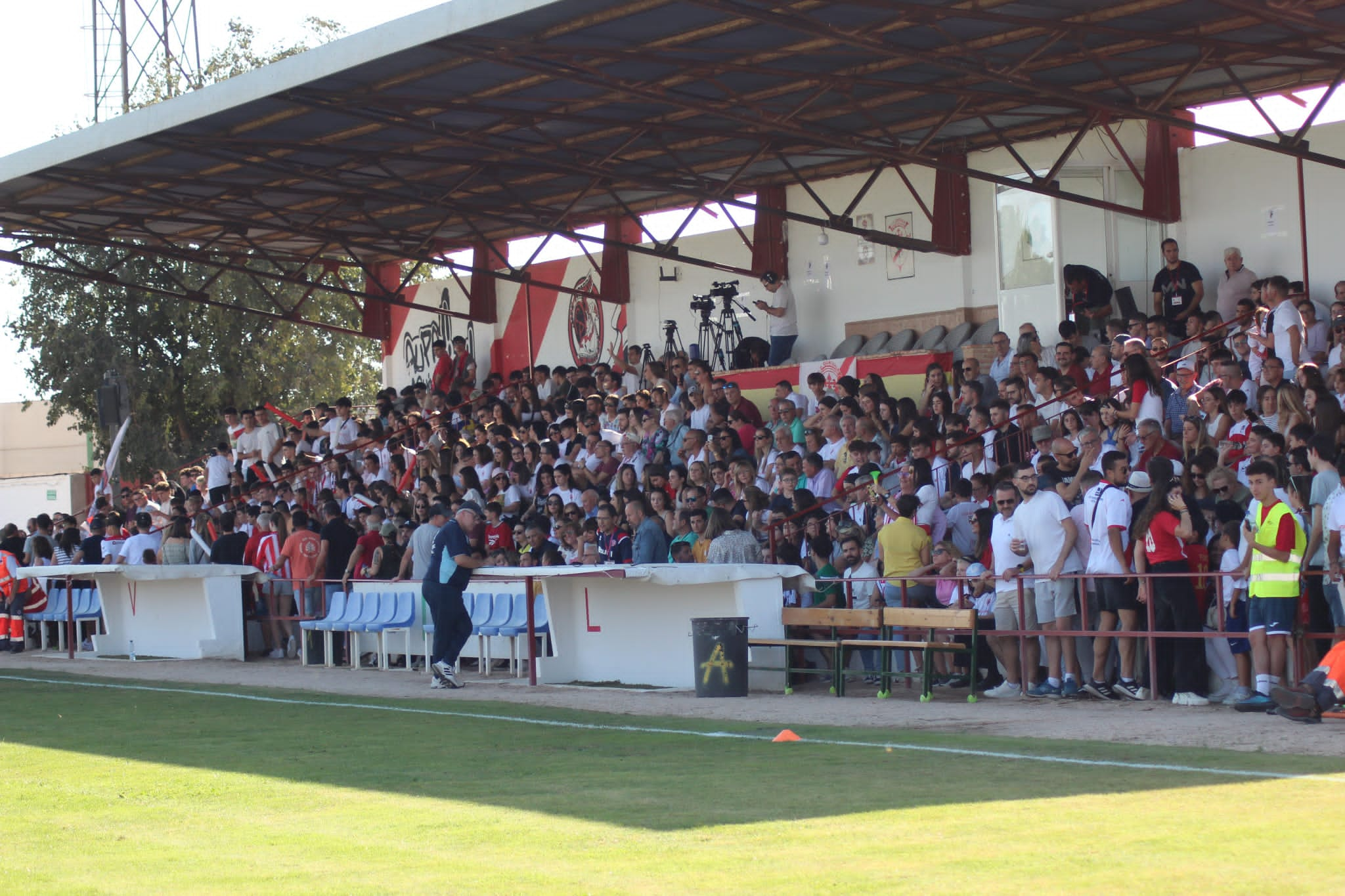 Lleno en el Alfonso Viller García