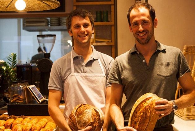 Los hermanos Miragoli en su panadería Ciento Treintaº de Madrid.