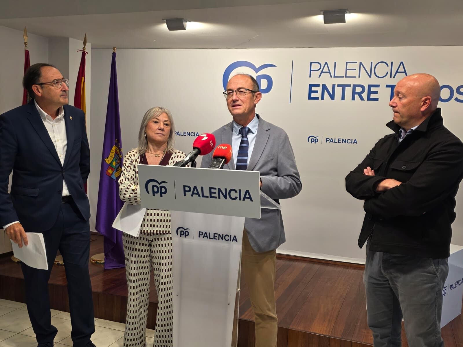 Comparecencia en la sede del PP