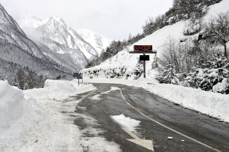 Alerta per nevades que poden baixar fins als 300 metres arreu de Catalunya