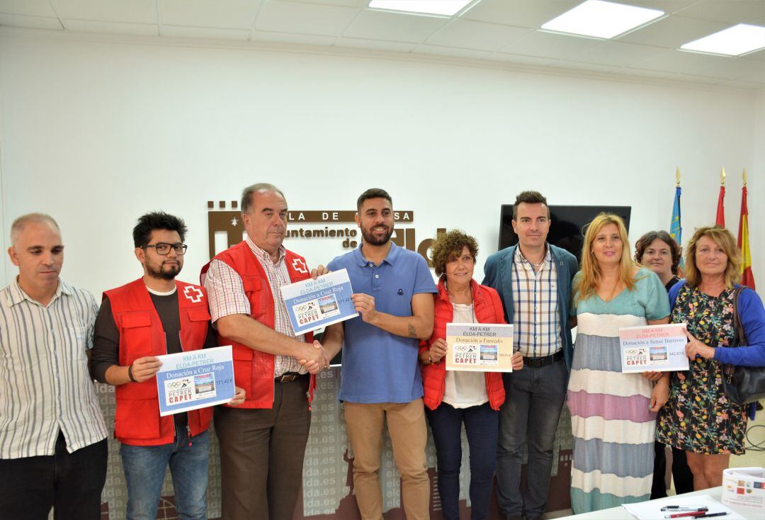 Entrega de las cantidades recaudadas a los colectivos