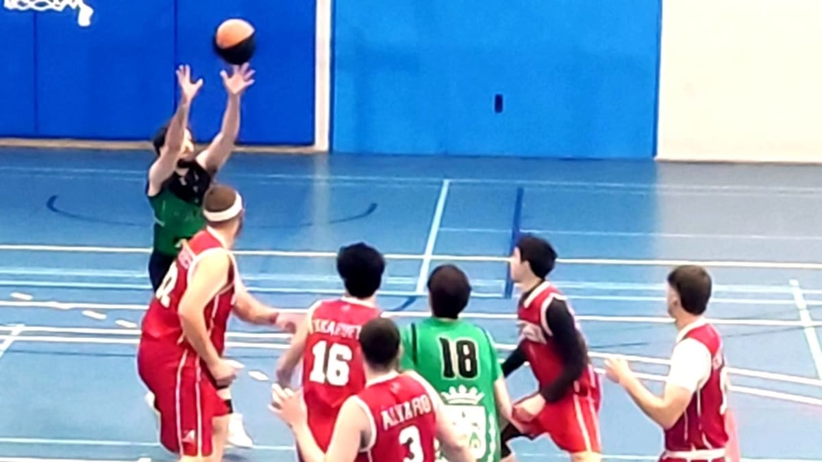 El C. B. Elda – Bateig Piedra Natural consigue en Benissa su tercera victoria seguida (67-75)