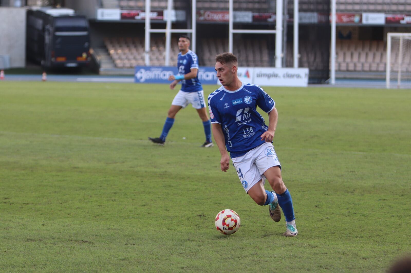 Álvaro Martínez durante un partido esta temporada