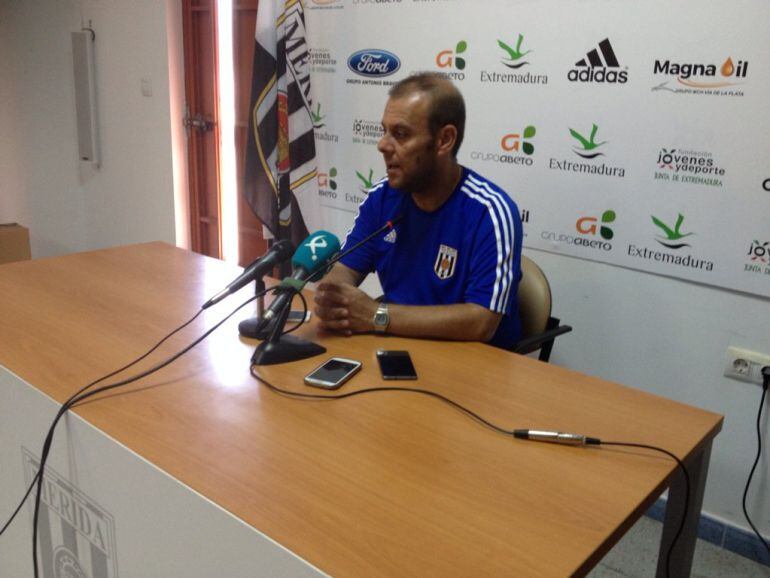 Plaza ya sabe lo que es dirigir al Mérida desde el banquillo