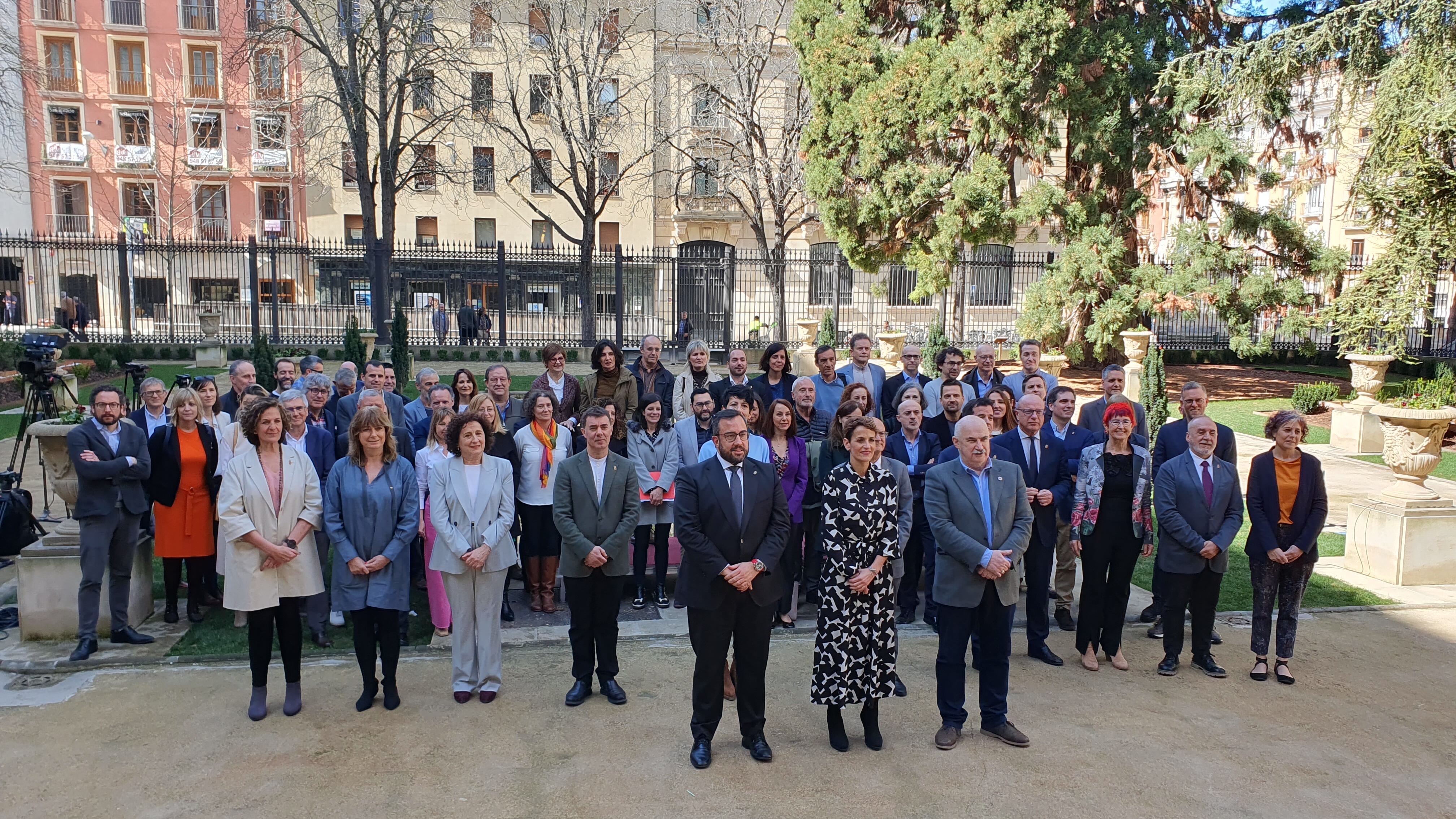 Foto de grupo del Gobierno Foral