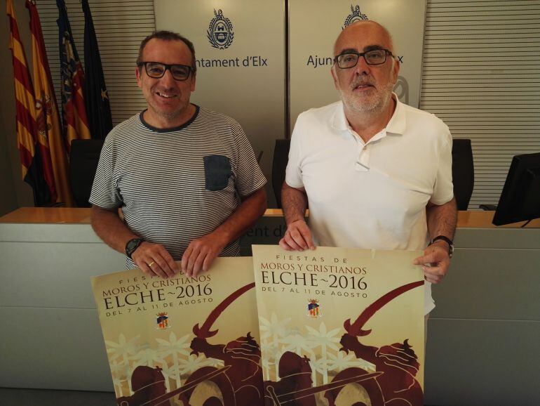 El presidente de Moros y Cristianos, José María Vera, y el concejal de Fiestas, José Pérez, han presentado los actos