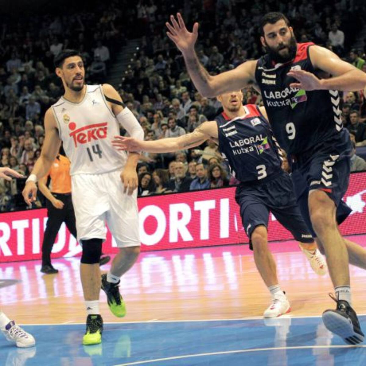 Los bases del Real Madrid eliminan a Laboral Kutxa de la Copa (80-86)