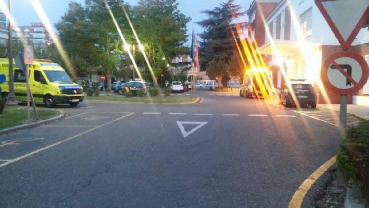 Sanidad defiende el uso de una ambulancia de Venta de Baños en la capital