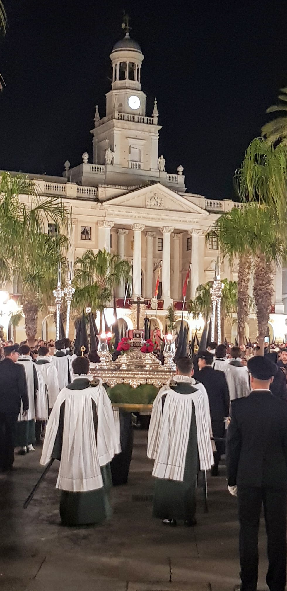 Salida procesional de la Vera Cruz el pasado Lunes Santo. Foto Veracruz.es