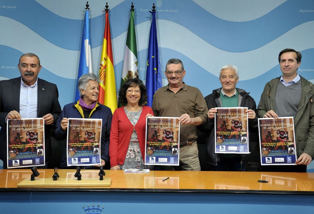 Presentación de la Gala Solidaria de Kárate en el Ayuntamiento