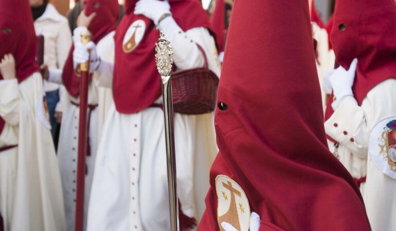 Nazarenos de Padre Pío en la tarde del Viernes de Dolores