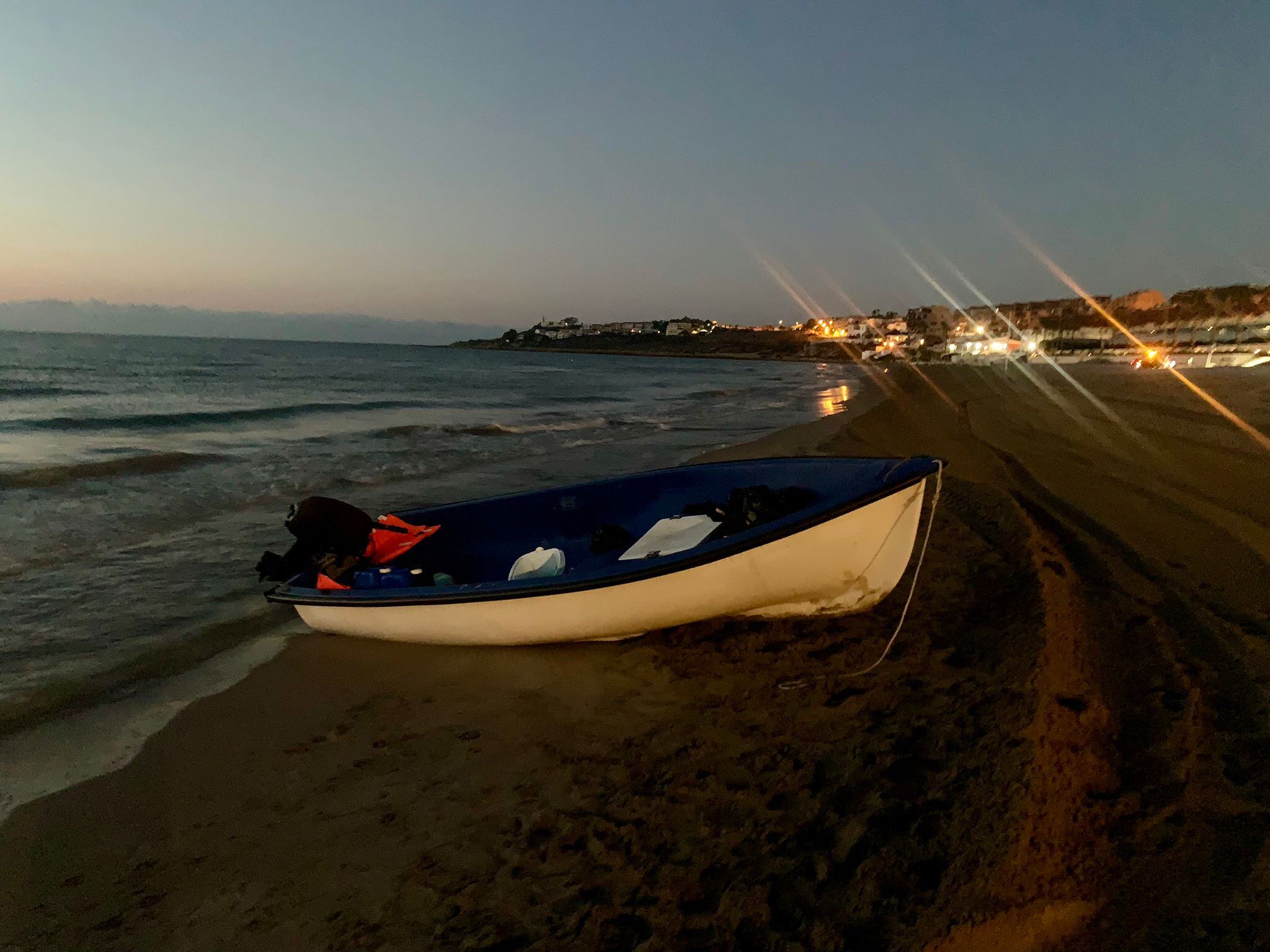 Desembarco de inmigrantes en la playa de San Juan