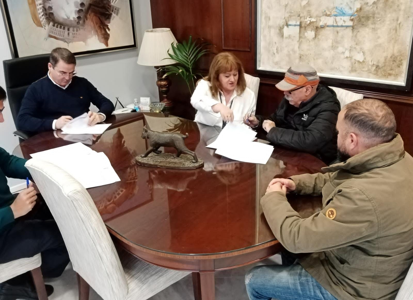 Renovación del convenio del Ayuntamiento de Andújar con la Asociación Amigos del Sáhara.