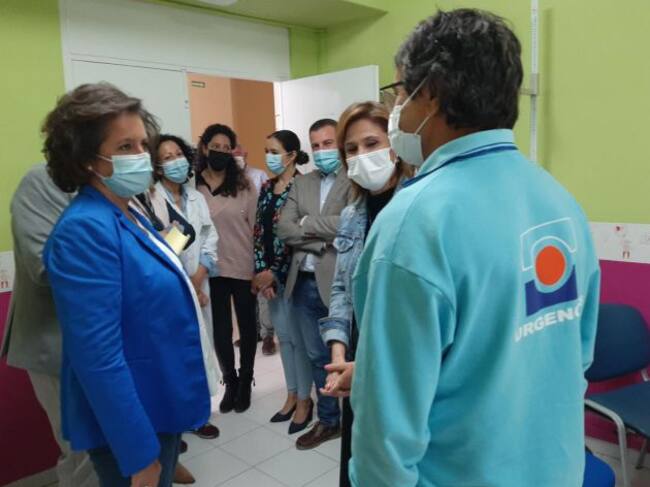 La viceconsejera de Salud y Familias expresa el agradecimiento a los sanitarios por su actuación durante la pandemia