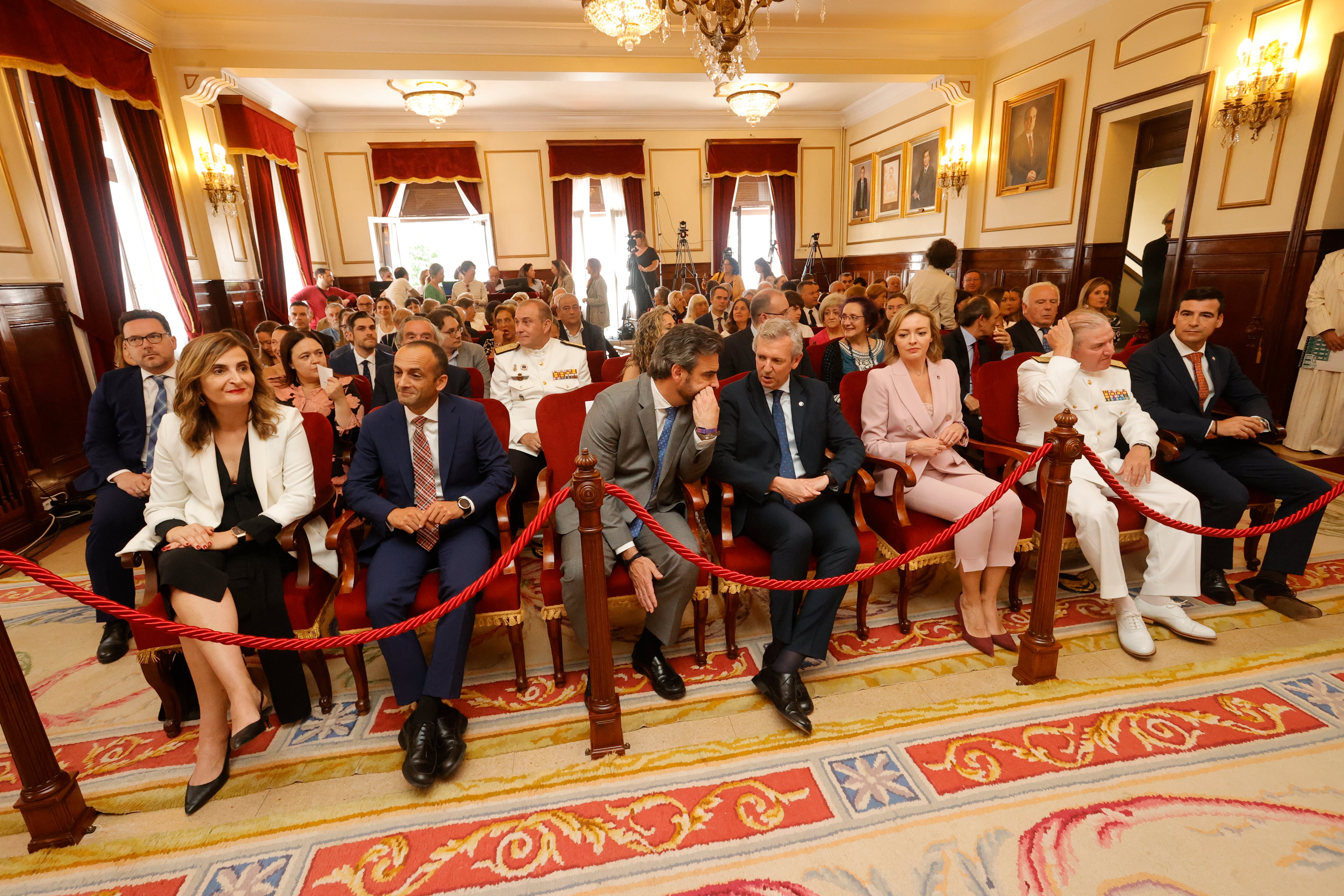 FERROL, 17/06/2023.-José Manuel Rey Varela toma posesión como alcalde de Ferrol, cargo que ya ocupó de 2011 a 2015, tras obtener su segunda mayoría absoluta en toda la etapa democrática de la ciudad.- EFE/ Kiko Delgado