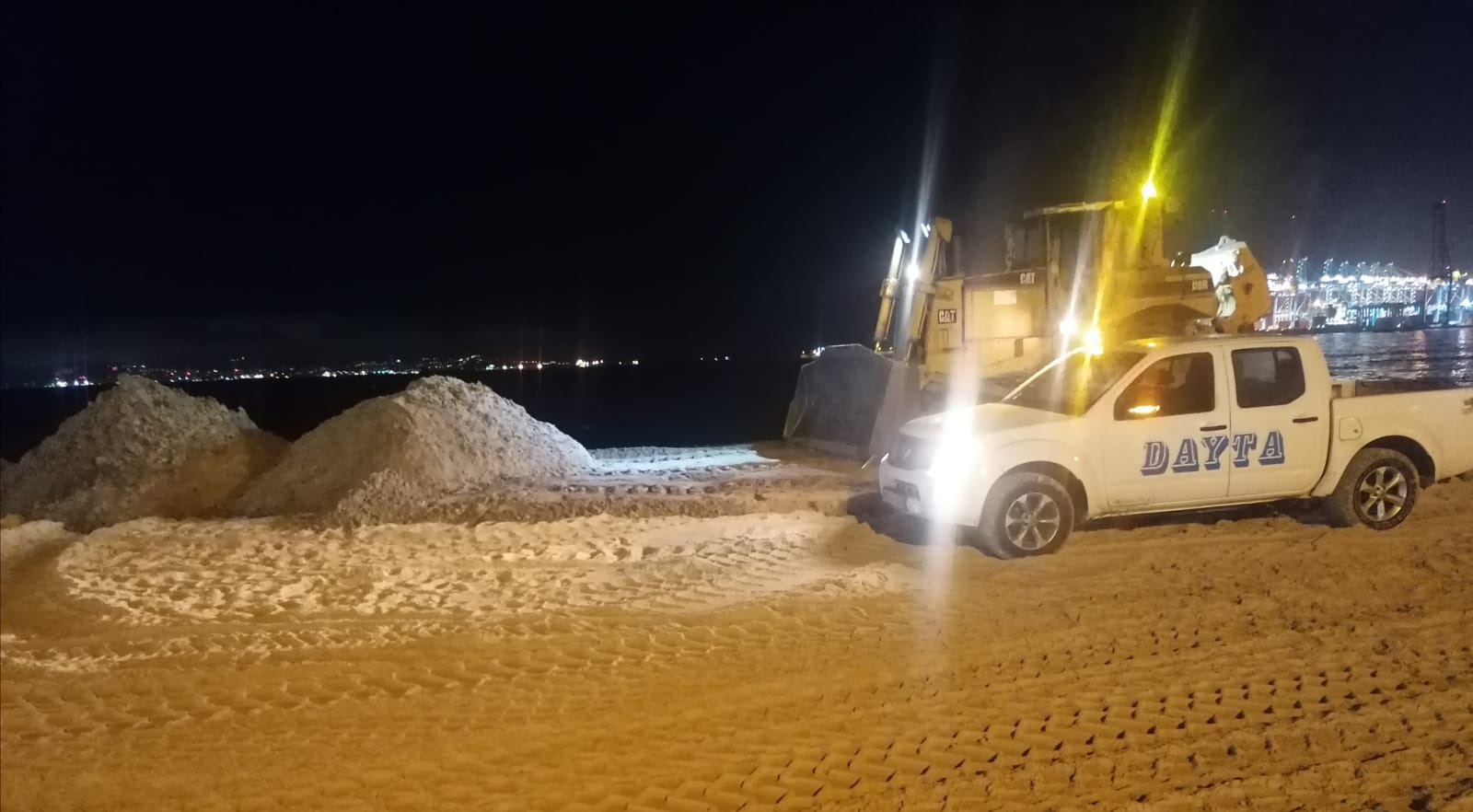 Reposición de arena en la playa de El Rinconcillo