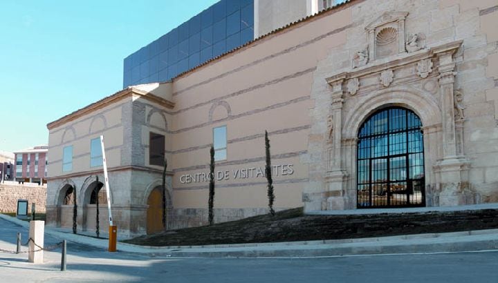 Fachada del Centro de Visitantes La Merced - Lorca Taller del Tiempo, en cuyo entorno ha sido hallado el cadáver. regmurcia.com