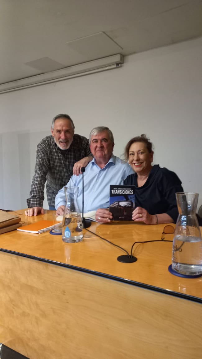 De izquierda a derecha: Javi León, Miguel Arroitajauregi y Mireia Alonso