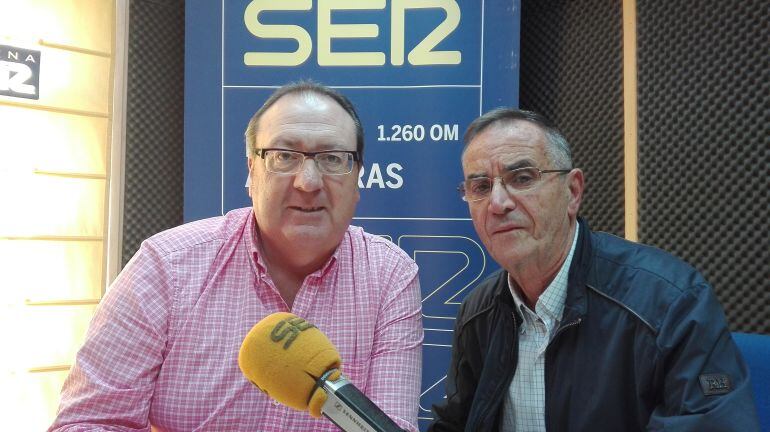 El empresario algecireño junto a Juan manuel Dicenta en el transcurso de la entrevista