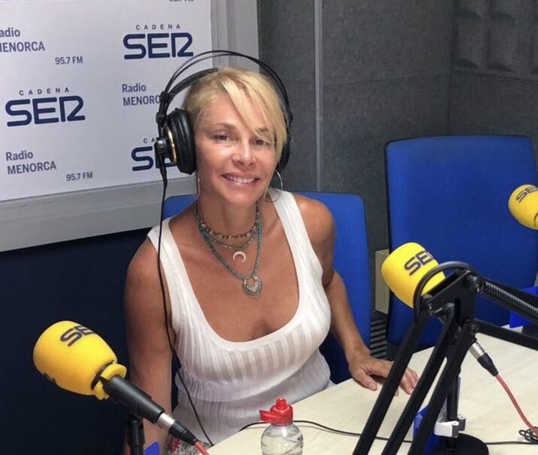 La actriz Belén Rueda en Radio Menorca.