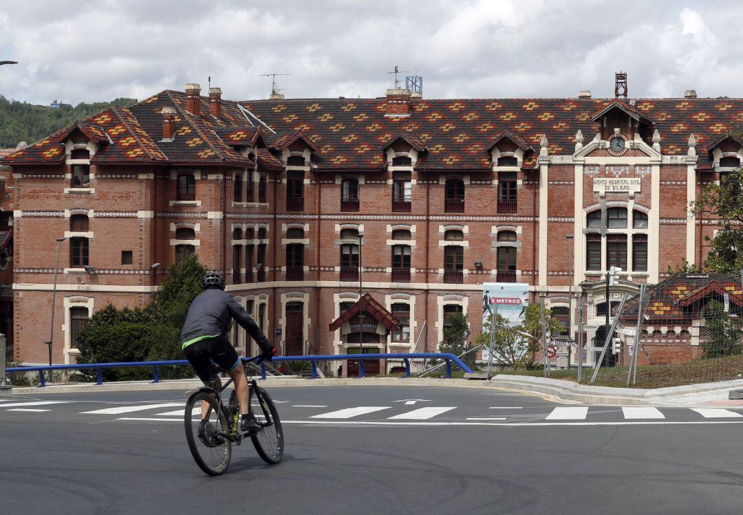 Hasta ahora estas medidas afectaban a 32 municipios y la lista se ha ampliado a 51 localidades, entre ellas Bilbao, donde la tasa de incidencia acumulada en dos semanas está en 562,5 casos