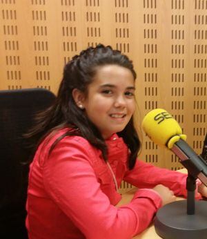 Leire en los estudios de Radio San Sebastián