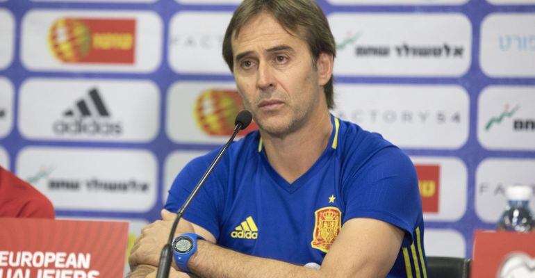 Julen Lopetegui, durante la rueda de prensa en Jerusalén