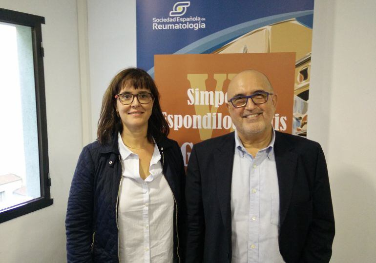 Els reumatòlegs Teresa Clavaguera i José Vicente Montero.
