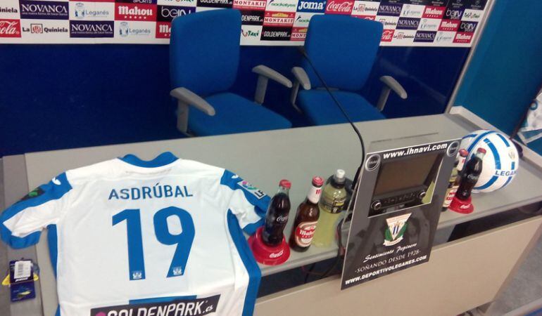 La nueva camiseta de Asdrúbal con el CD Leganés