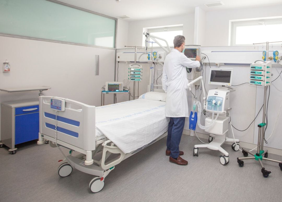 Nueva área polivalente para pacientes críticos en el Hospital San Pedro.