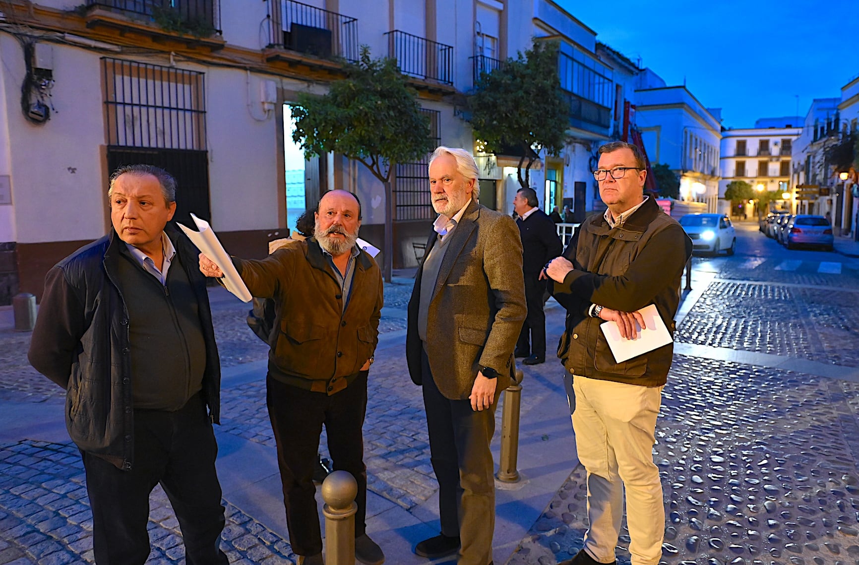 Encuentro de Agustín Muñoz con representantes vecinales de San Miguel