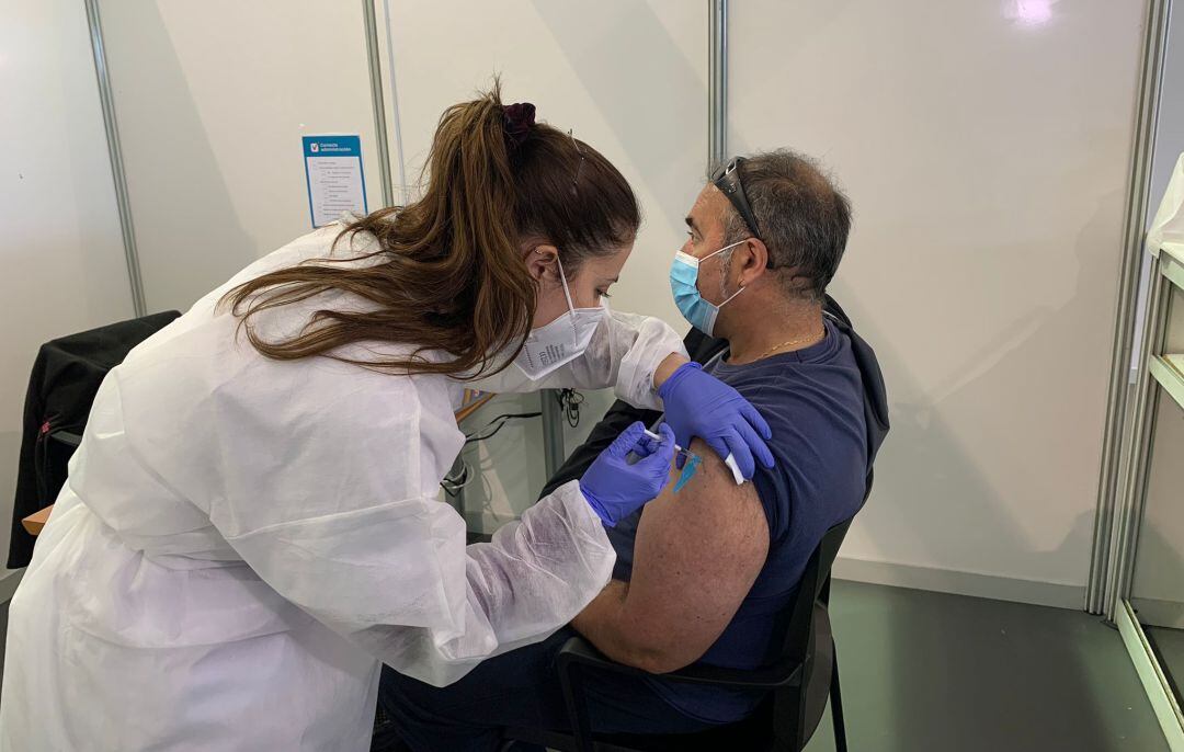 Imatge d'arxiu del procés de vacunació