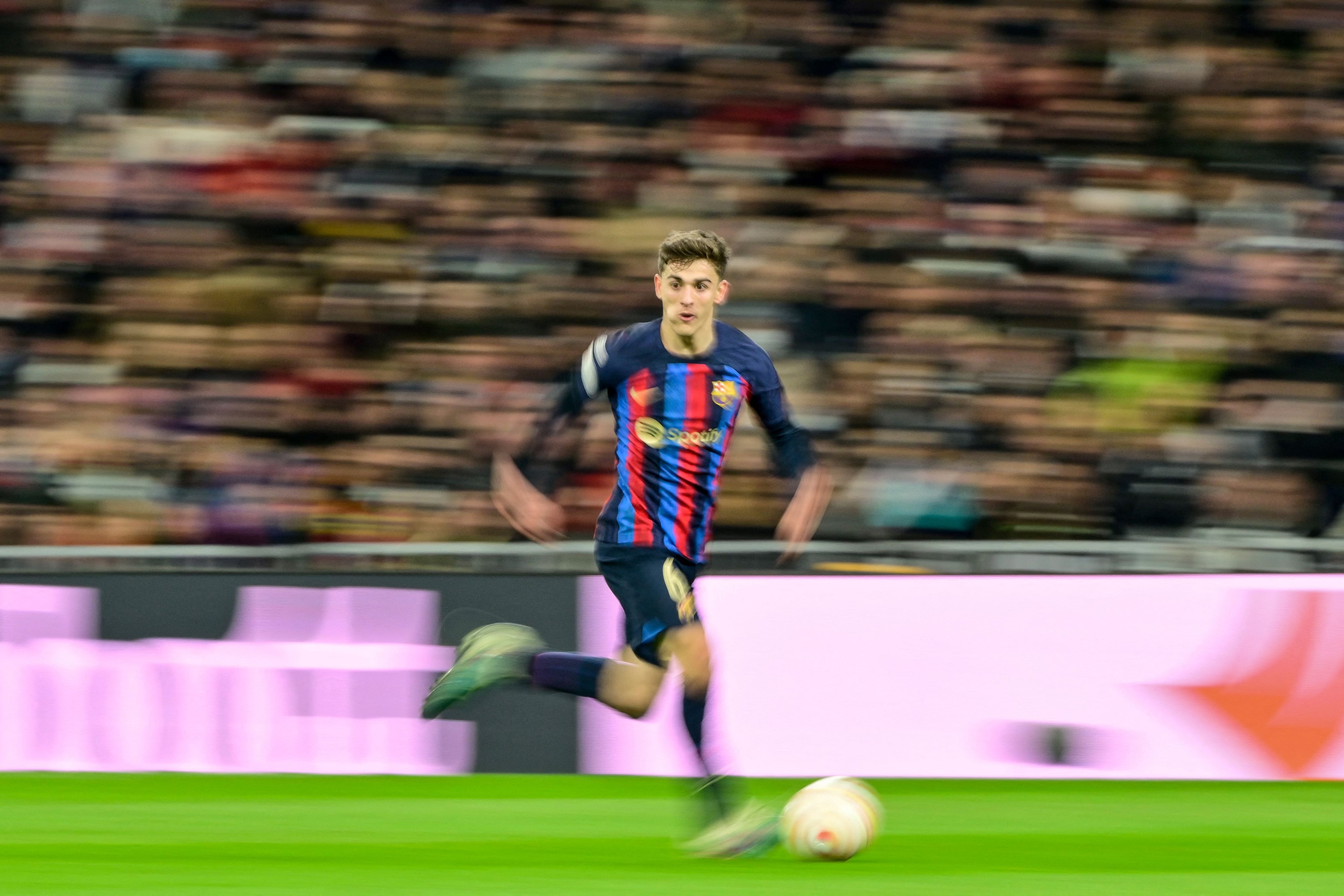 Gavi, en el partido de Copa del Rey contra el Real Madrid