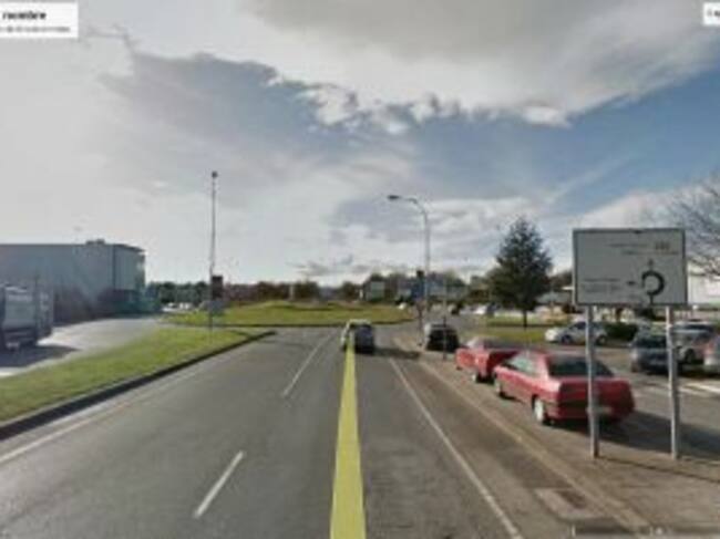 Uno de los accesos actuales a lo que será la primera turborrotonda