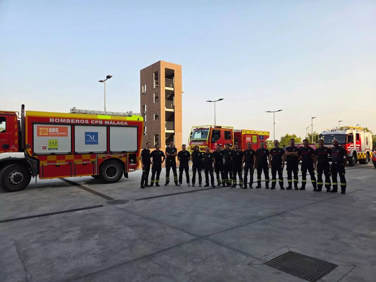 Bomberos de la provincia de Málaga se unen para luchar contra el fuego en Galicia